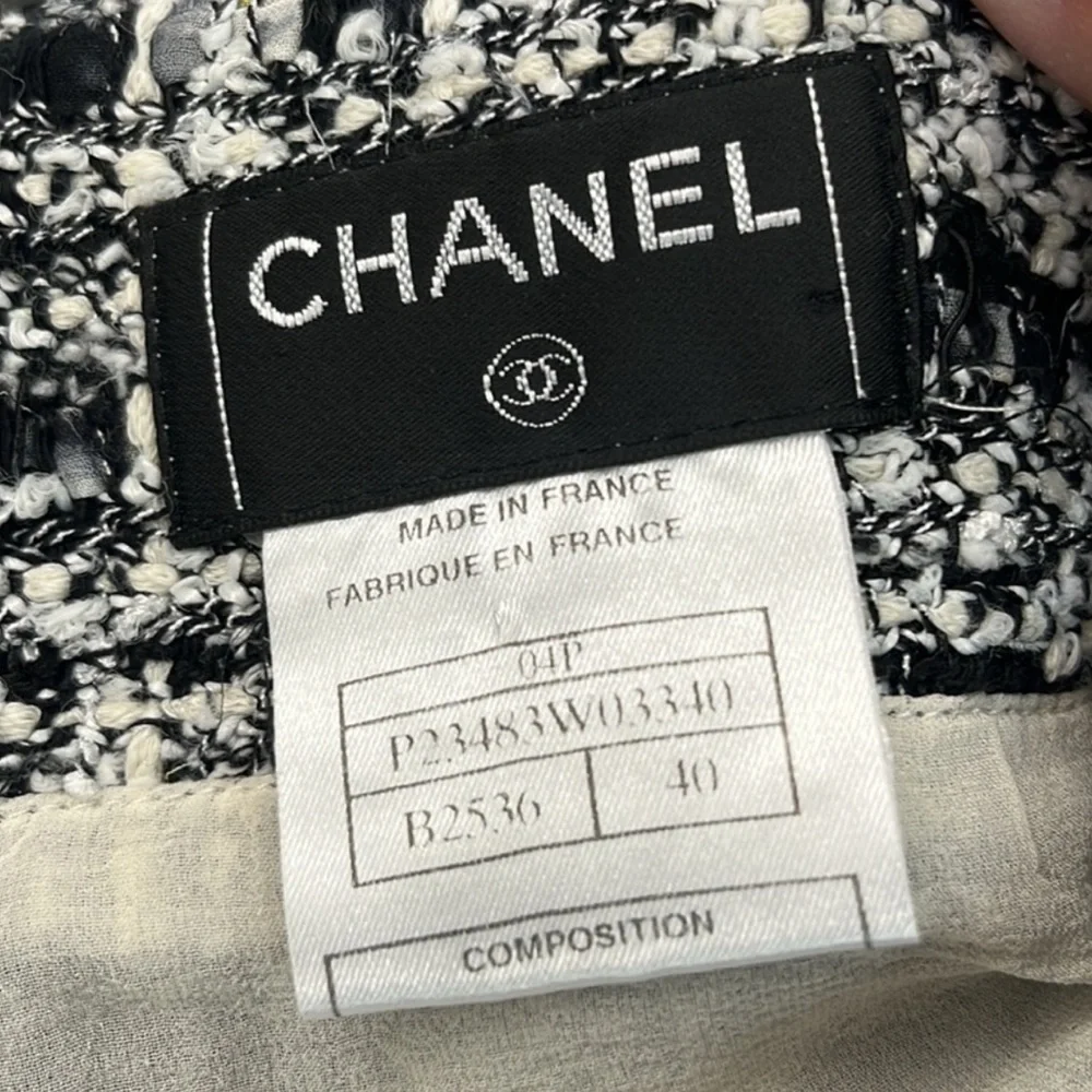 CHANEL Black and White Tweed Fringe and silk chiffon Mini Skirt 40 NO OFFERS
